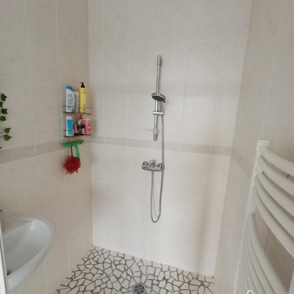 Appartement à vendre à Aubenas — Vue sur la ville — photo 14