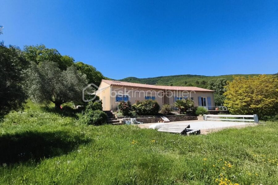 Maison à vendre à Saint pons de thomieres — Vue nature — photo 14