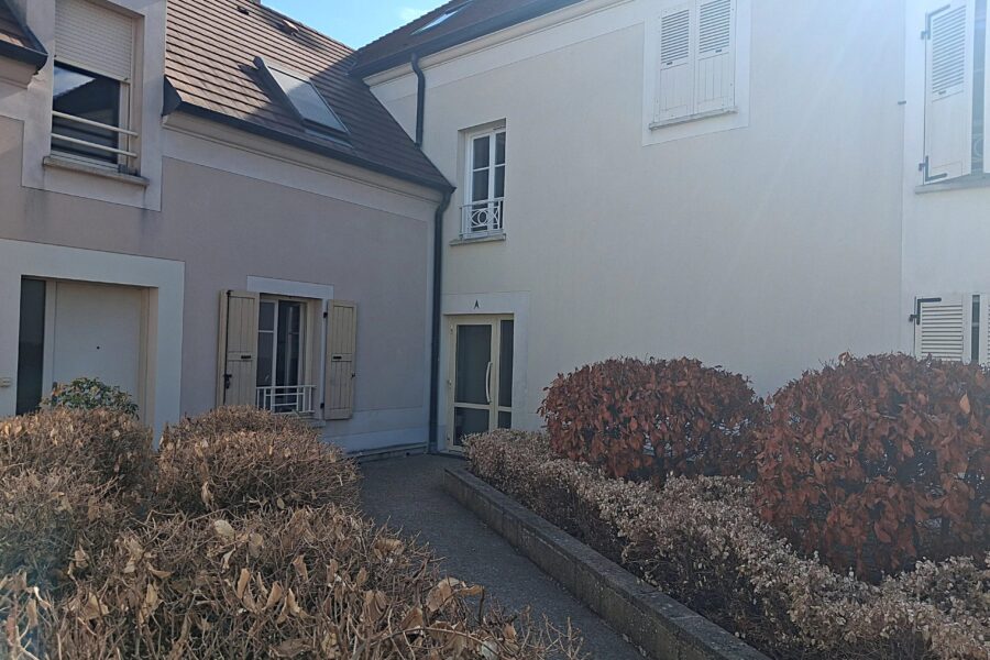 Appartement à vendre à Chessy — Vue parc & jardin — photo 2