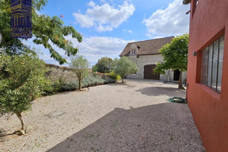 Maison à vendre à Beaune — Vue montagne — photo 4