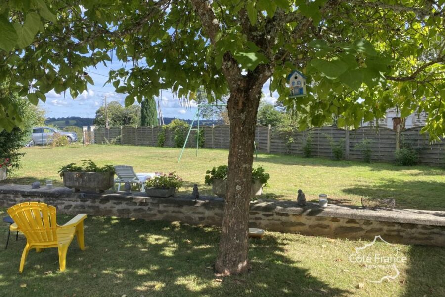 Maison à vendre à Arnac — Vue lac — photo 15