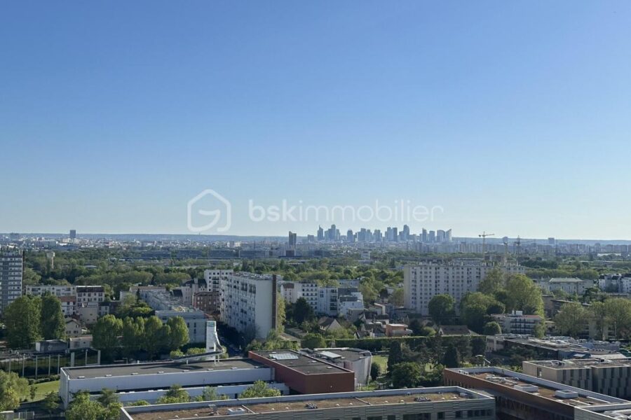 Appartement à vendre à Épinay-sur-Seine — Vue sur la ville — photo 15