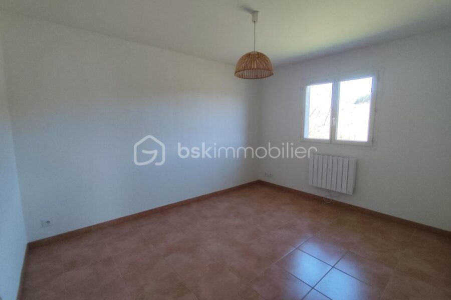 Maison à vendre à Saint pons de thomieres — Vue montagne — photo 15