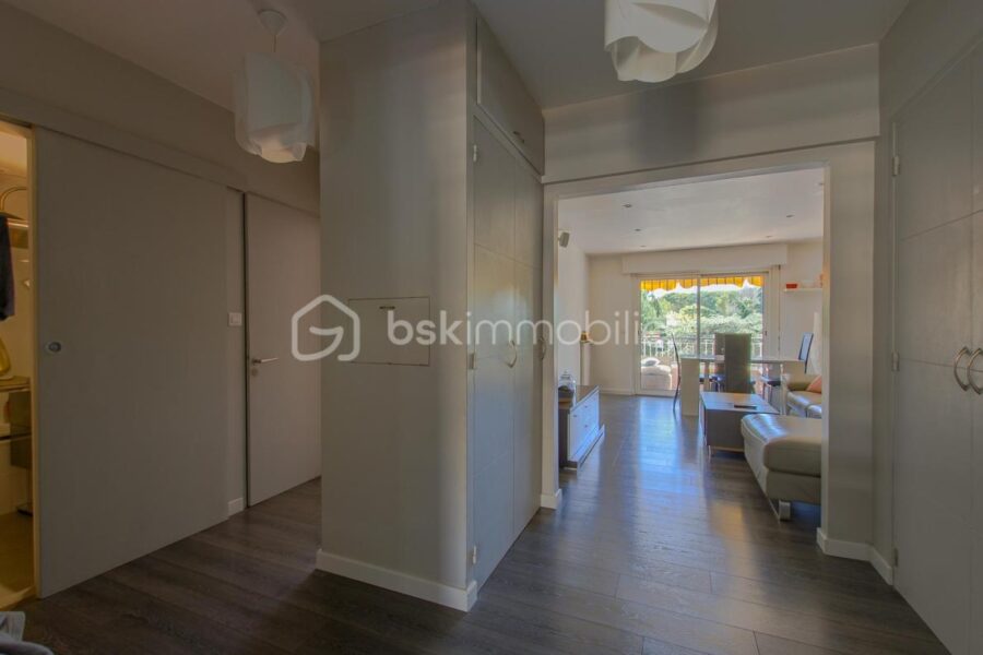 Appartement à vendre à Antibes — Vue parc & jardin — photo 15