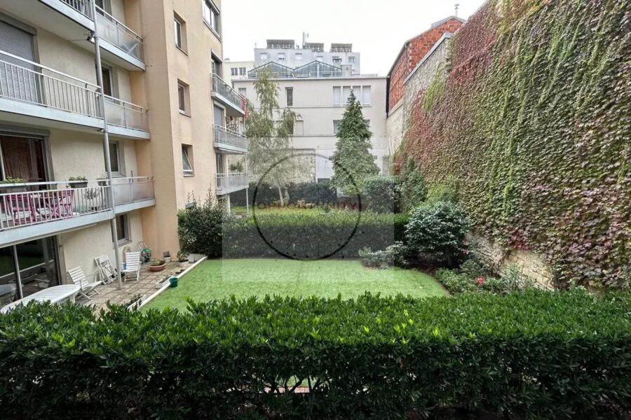 Appartement à vendre à Paris 20ème — Vue parc & jardin — photo 5