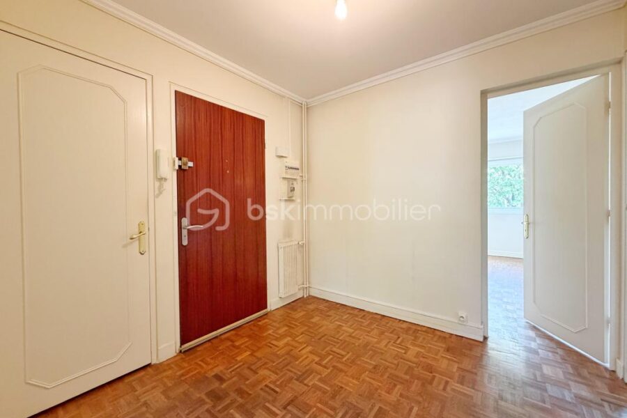 Appartement à vendre à Marly le roi — Vue parc & jardin — photo 16