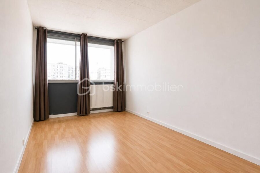 Appartement à vendre à Bobigny — Vue sur la ville — photo 17