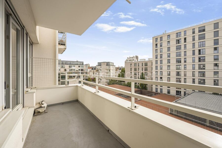 Appartement à vendre à Paris 14e arrondissement — Vue sur la ville — photo 19