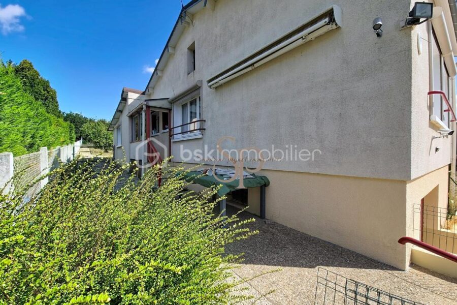 Maison à vendre à Nailly — Vue dégagée — photo 18