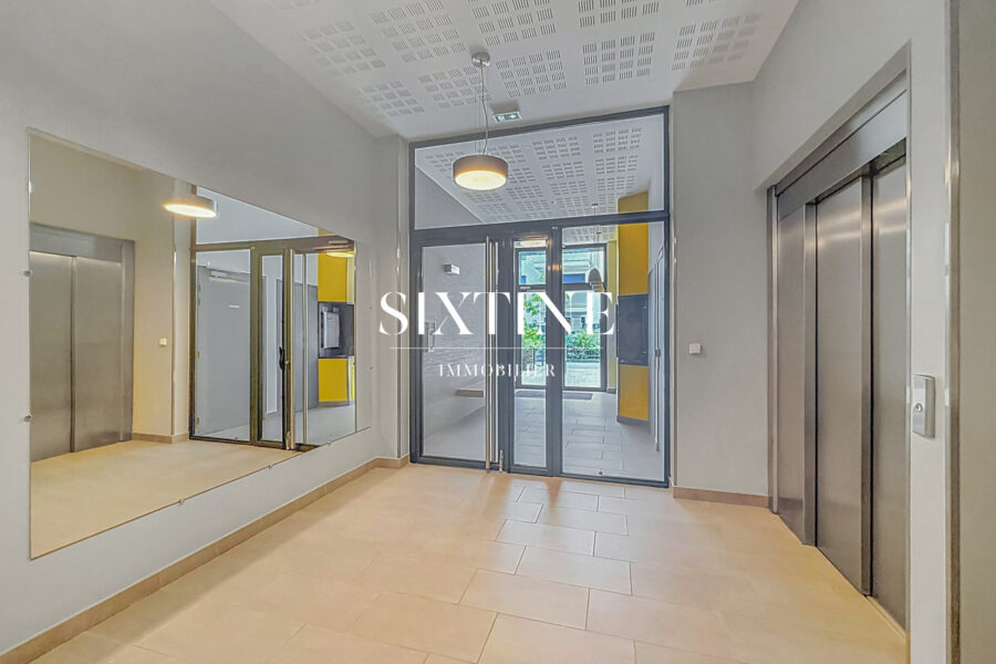 Appartement à vendre à Bourgoin-jallieu — Vue sur la ville — photo 16