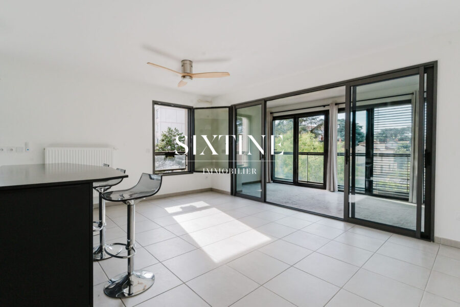 Appartement à vendre à Caluire-et-cuire — Vue parc & jardin — photo 7
