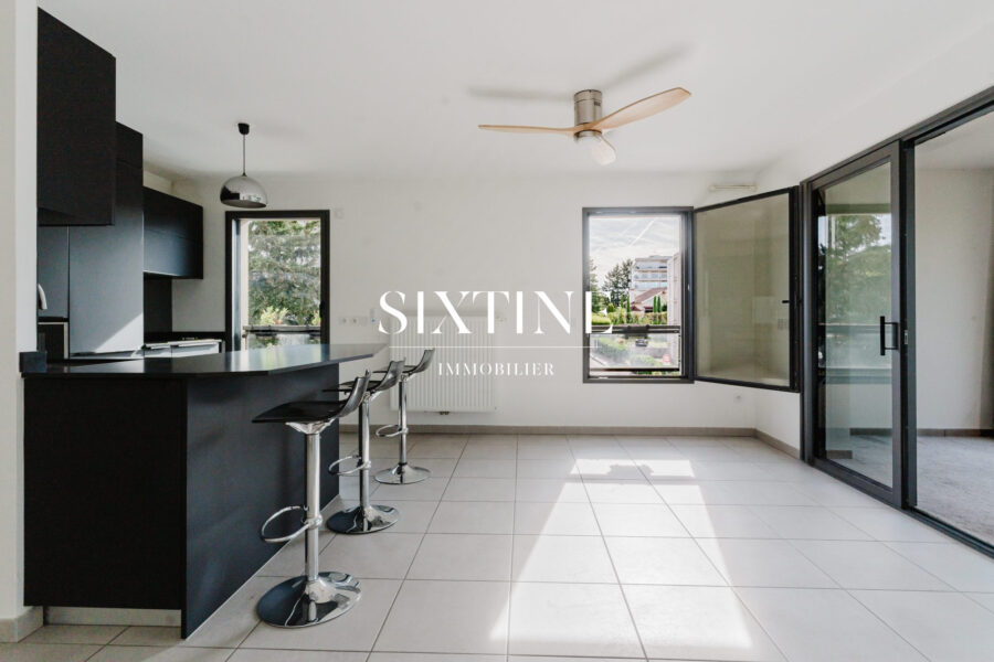 Appartement à vendre à Caluire-et-cuire — Vue parc & jardin — photo 3