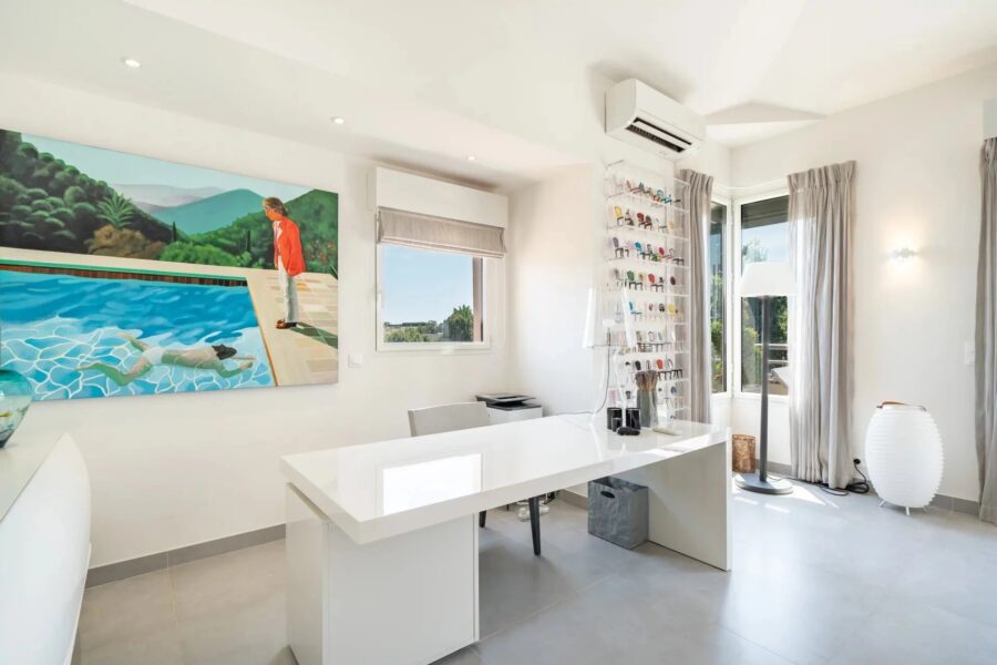 Appartement à vendre à Antibes — Vue parc & jardin — photo 17