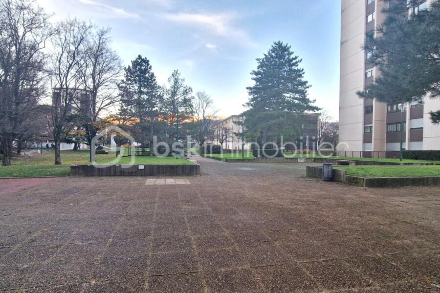 Appartement à vendre à Grenoble — Vue montagne — photo 19