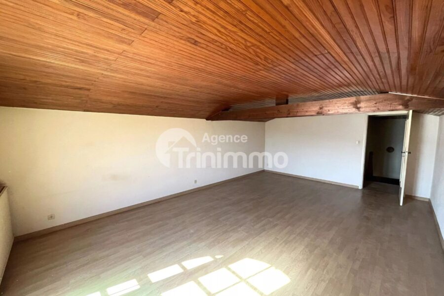 Maison à vendre à Berre-les-alpes — Vue montagne — photo 9