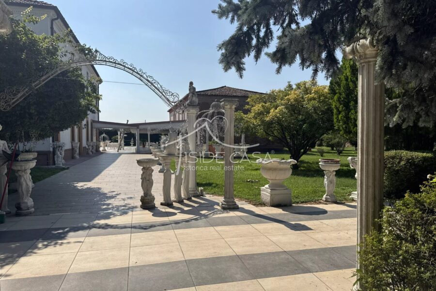 Maison à vendre à Bagnolo san vito — Vue nature — photo 56