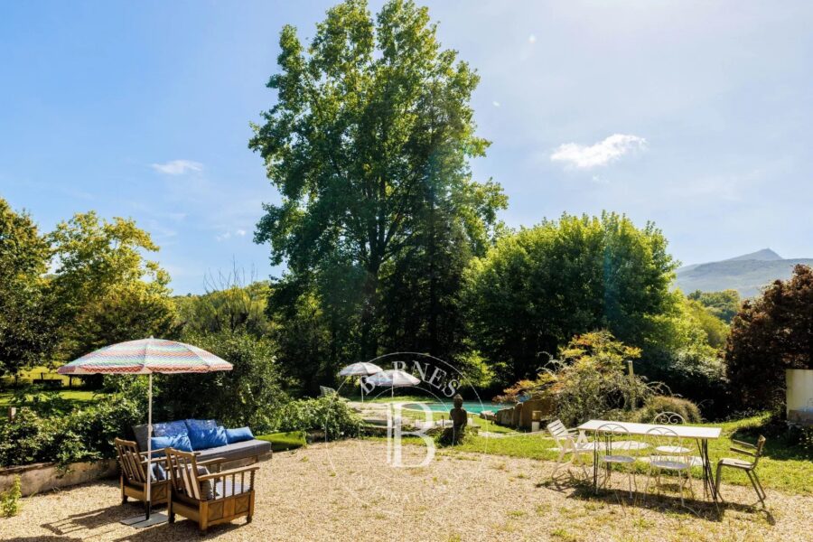 Maison à vendre à Ascain — Vue montagne — photo 5