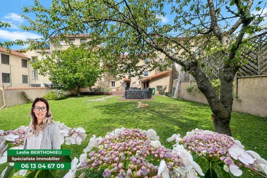 Appartement à vendre à Saint-chamond — Vue parc & jardin — photo 2