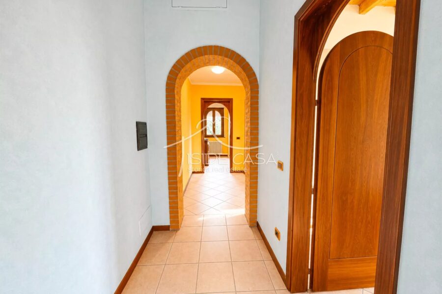 Maison à vendre à Bagnolo san vito — Vue nature — photo 33