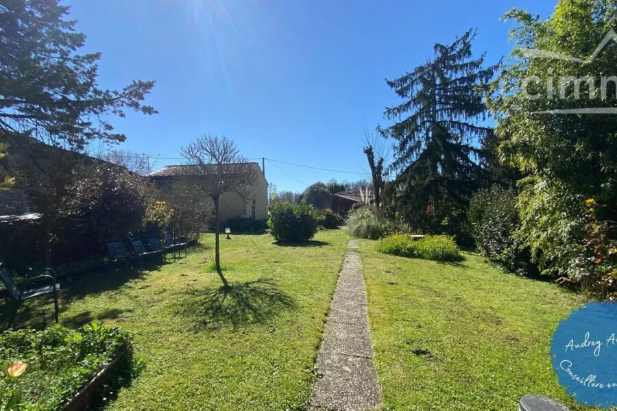 Maison à vendre à Cartelègue — Vue parc & jardin — photo 1