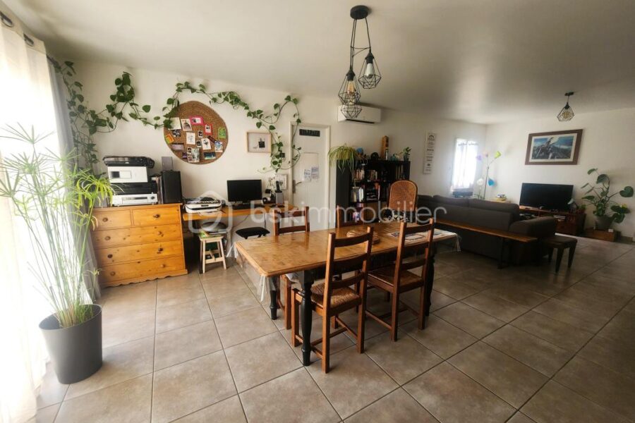 Maison à vendre à Charols — Vue montagne — photo 3