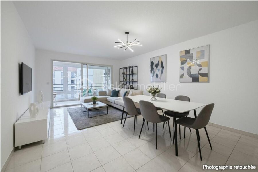 Appartement à vendre à Six fours les plages — Vue parc & jardin — photo 3