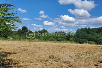Terrain à vendre à Miramont de guyenne