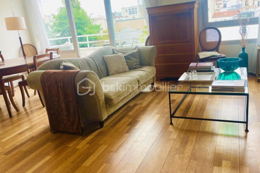 Appartement à vendre à Paris 14e arrondissement — Vue sur la ville — photo 3