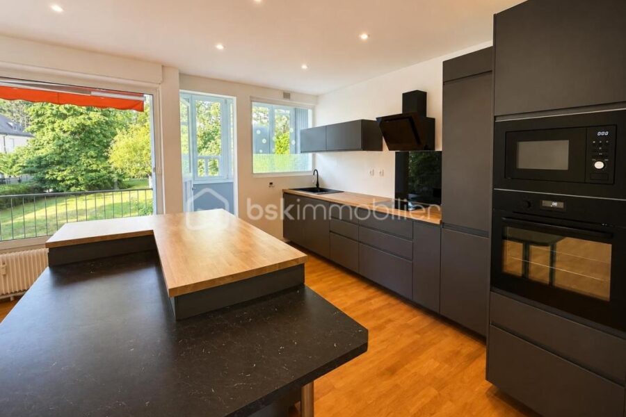 Appartement à vendre à Mulhouse — Vue parc & jardin — photo 3
