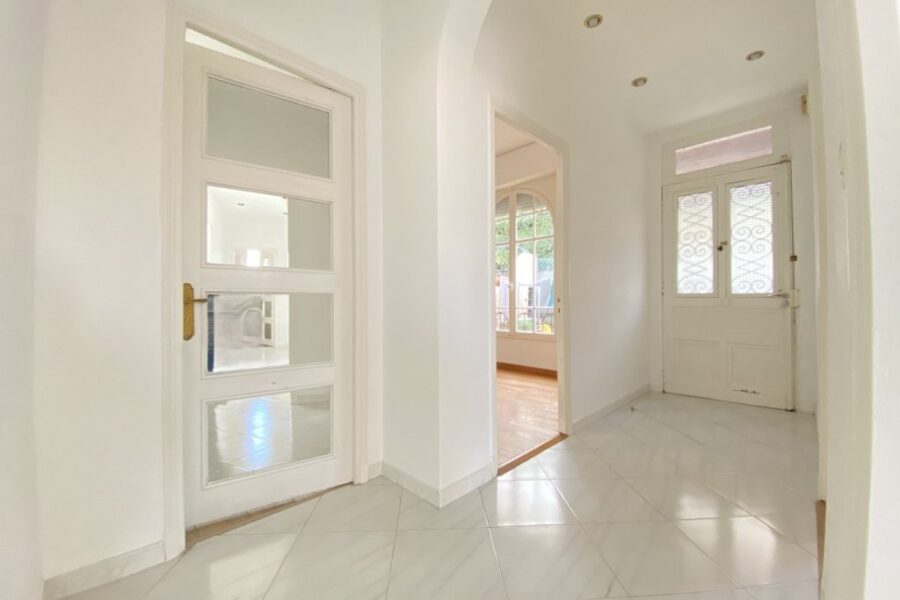 Appartement à louer à Nice — Vue mer — photo 2