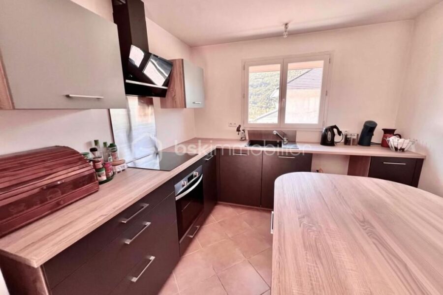 Maison à vendre à Epierre — Vue montagne — photo 2