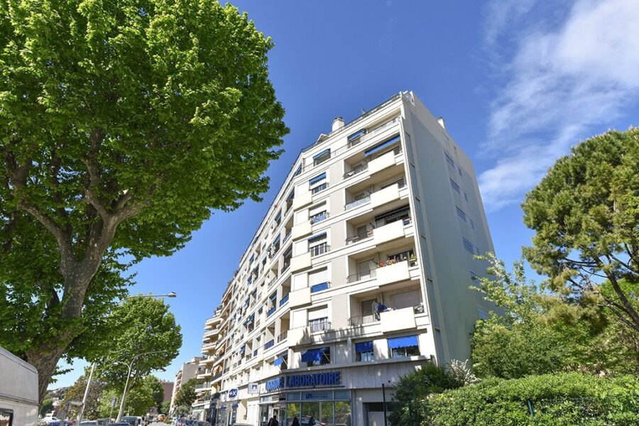 Appartement à vendre à Nice — Vue sur la ville — photo 2