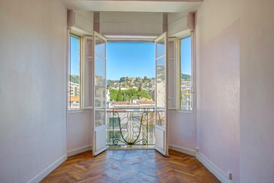 Appartement à vendre à Nice — Vue sur la ville — photo 3