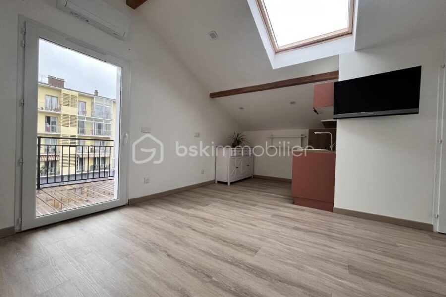Appartement à vendre à Aix les bains — Vue montagne — photo 3