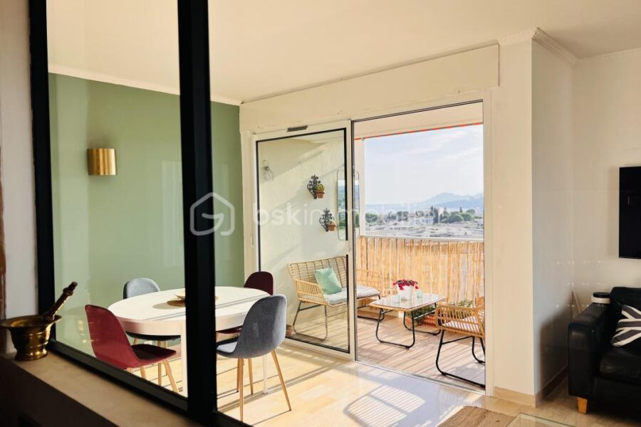 Appartement à vendre à Antibes — Vue mer — photo 3