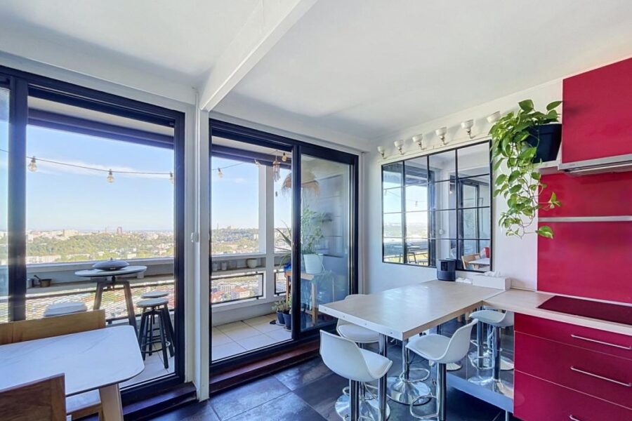 Appartement à vendre à Lyon — Vue sur la ville — photo 3