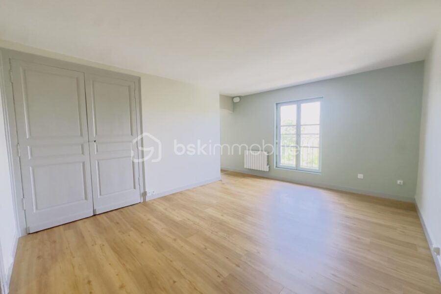 Appartement à louer à Chatellerault — Vue fleuve — photo 2