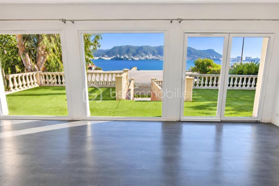 Maison à vendre à La seyne sur mer — Vue mer — photo 3