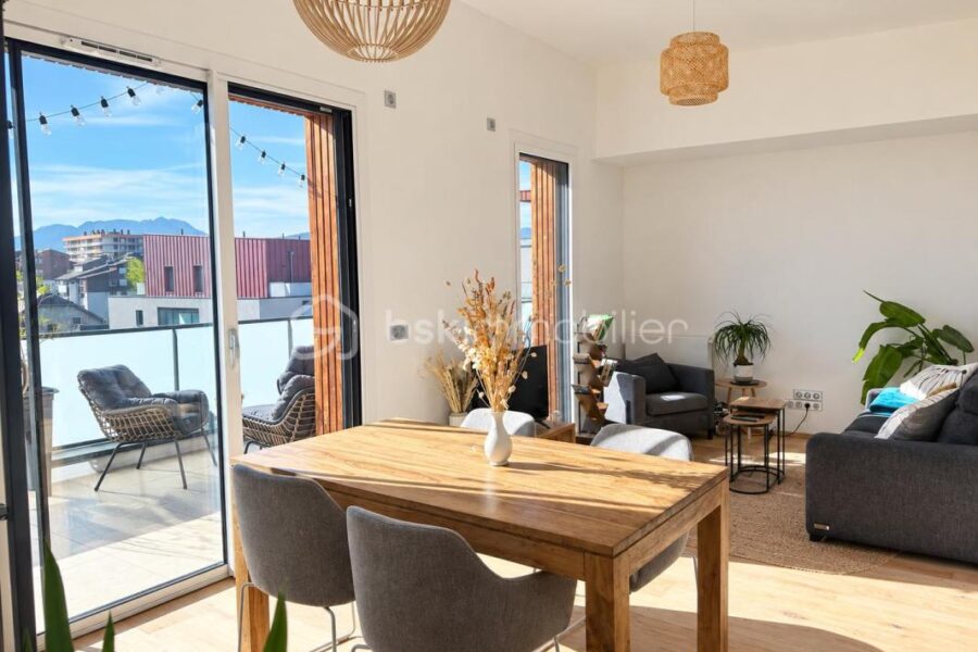 Appartement à vendre à Annecy — Vue montagne — photo 3