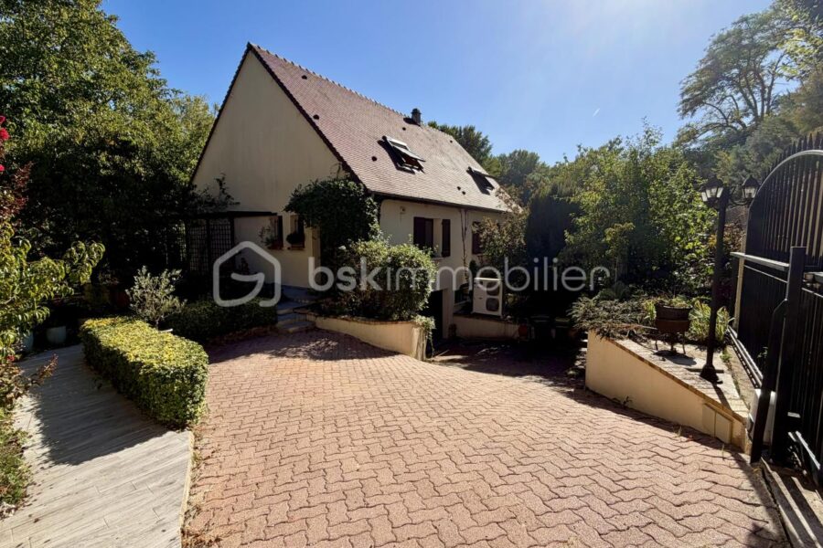 Maison à vendre à Neauphle le vieux — Vue nature — photo 3