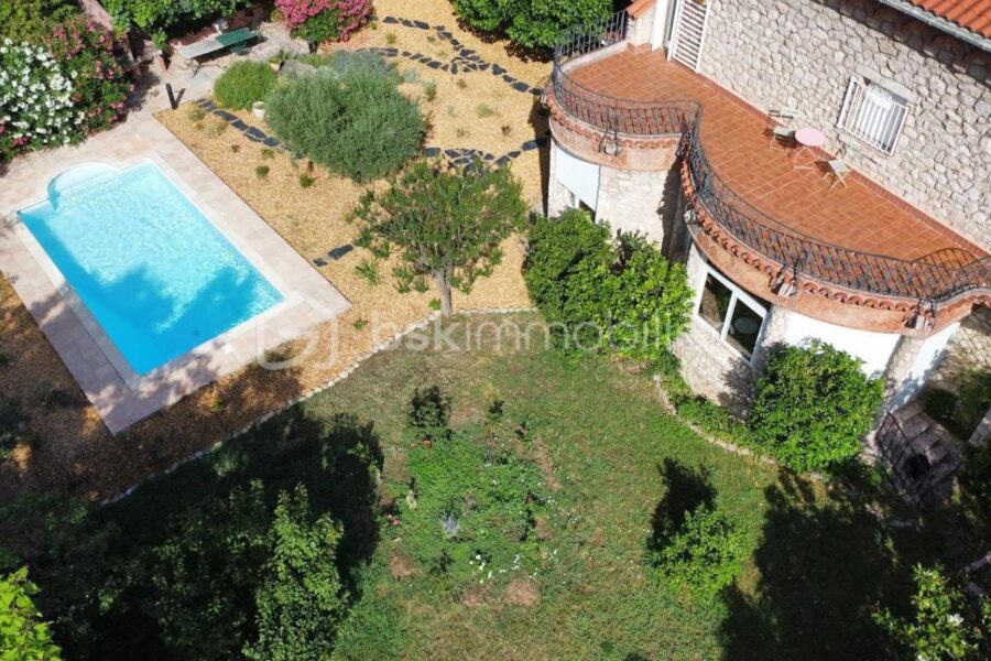Maison à vendre à Prades — Vue nature — photo 3