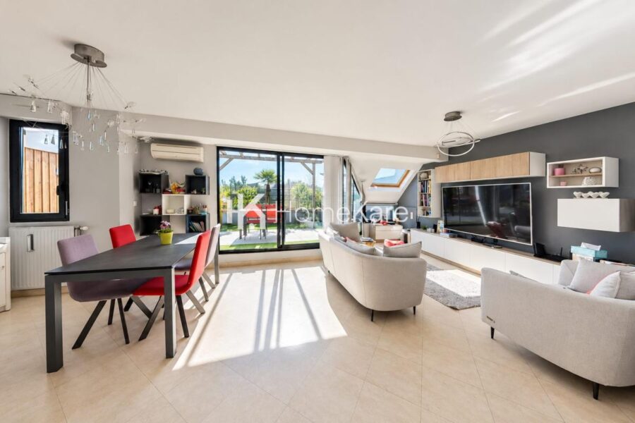 Appartement à vendre à Bordeaux — Vue sur la ville — photo 2
