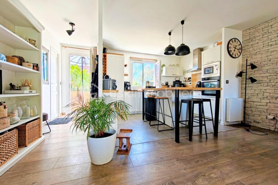Maison à vendre à Epone — Vue parc & jardin — photo 3