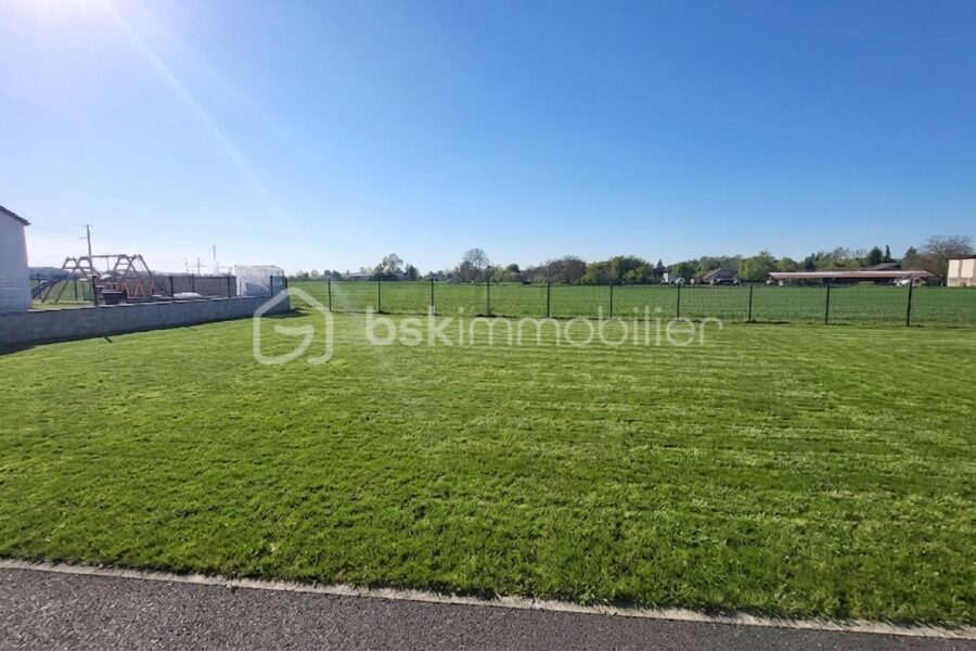 Terrain à vendre à Suippes — Vue dégagée — photo 2