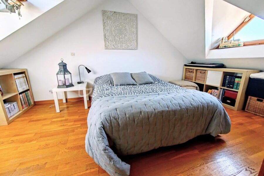 Maison à vendre à Epone — Vue parc & jardin — photo 20