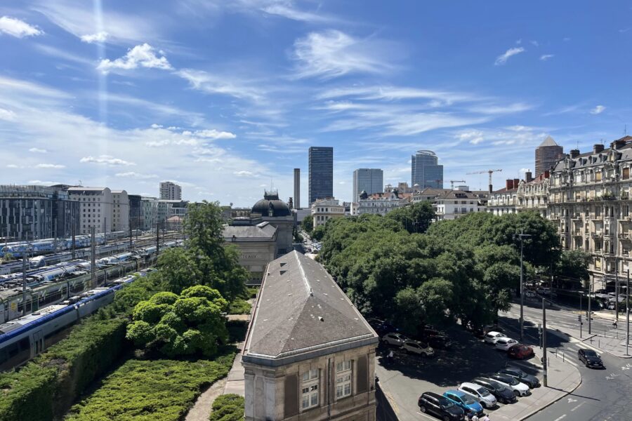 Appartement à vendre à Lyon 6ème — Vue sur la ville — photo 1