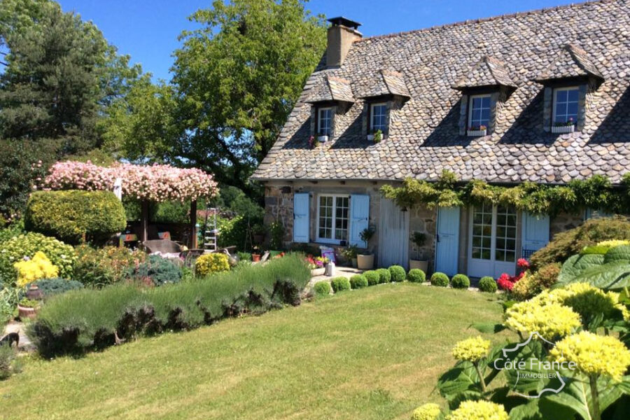 Maison à vendre à Junhac — Vue nature — photo 21