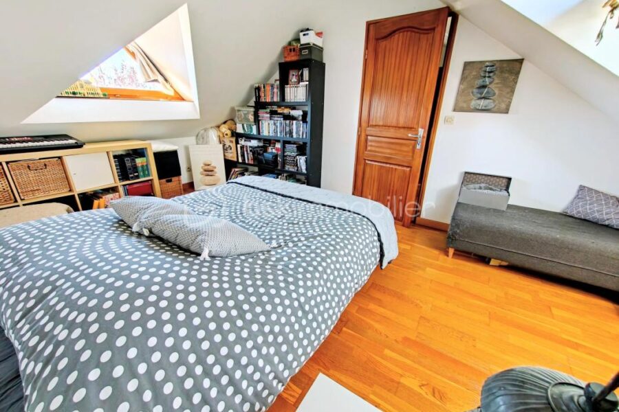 Maison à vendre à Epone — Vue parc & jardin — photo 21