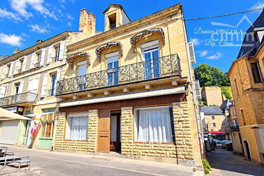 Maison à vendre à Montignac-lascaux — Vue fleuve — photo 2