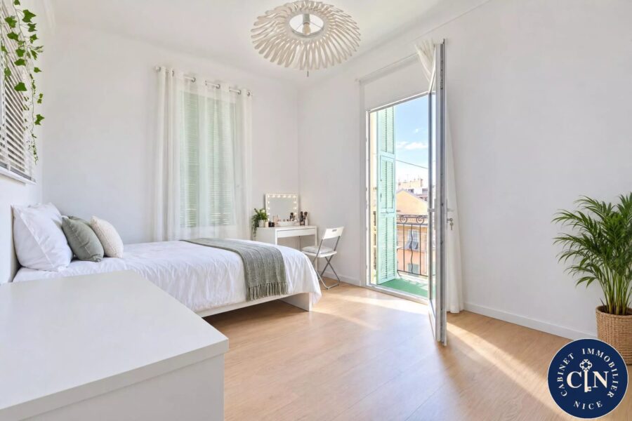 Appartement à vendre à Nice — Vue sur la ville — photo 4